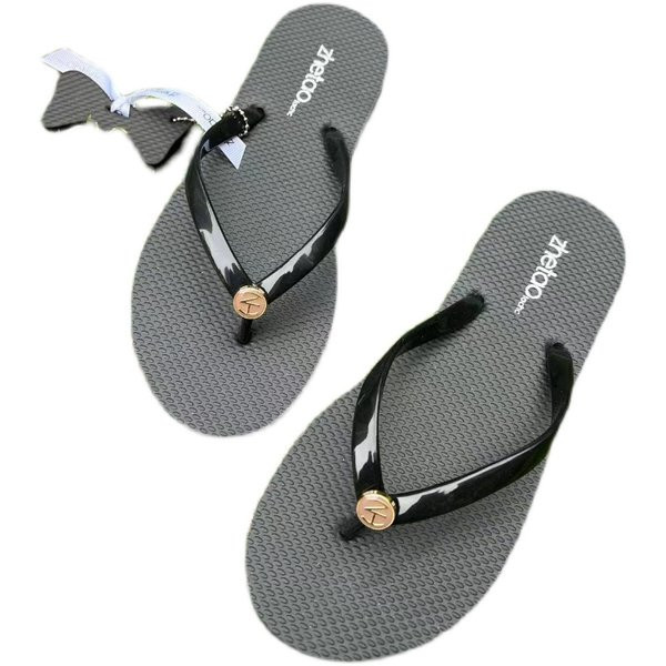 Ženske japanke između prstiju s ravnim potplatom