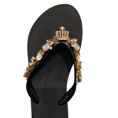 Γυναικείες σαγιονάρες με μεταλλική διακόσμηση - διάφορα μοντέλα