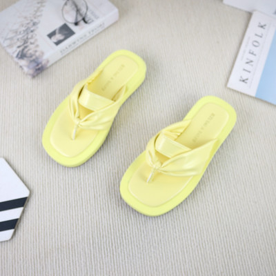 Γυναικείες casual σαγιονάρες - μαύρο και κίτρινο χρώμα