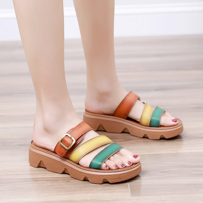 Casual γυναικείες παντόφλες με πολύχρωμα λουράκια από οικολογικό δέρμα