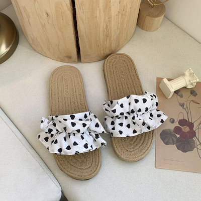 Γυναικείες casual παντόφλες με υφασμάτινες μαζεμένα λουράκια