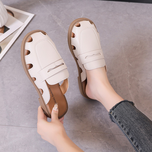 Ženske zatvorene papuče od eko kože sa ravnim đonom novi model