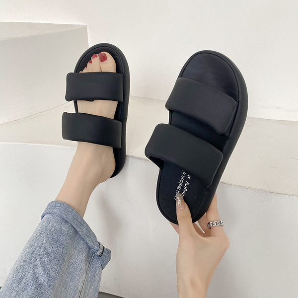 Γυναικείες casual παντόφλες με απαλά λουράκια