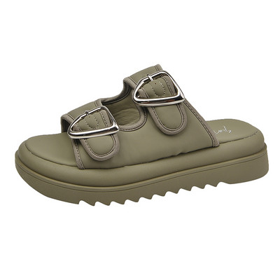 Ležerne papuče s kopčama