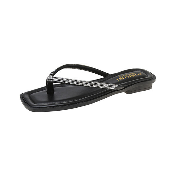 Četvrtaste papuče s bisernim ukrasom