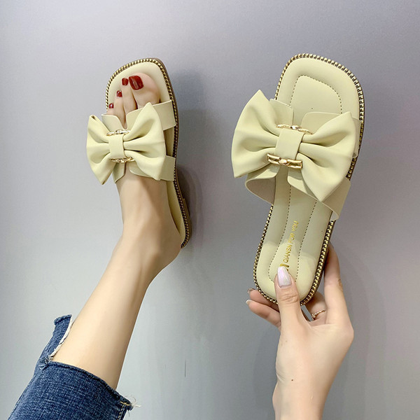 Γυναικείες παντόφλες με κορδέλα σε τρία χρώματα