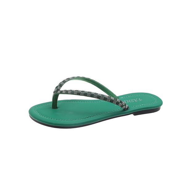 Γυναικείες παντόφλες ανάμεσα στα δάχτυλα με διακοσμητικές πέτρες