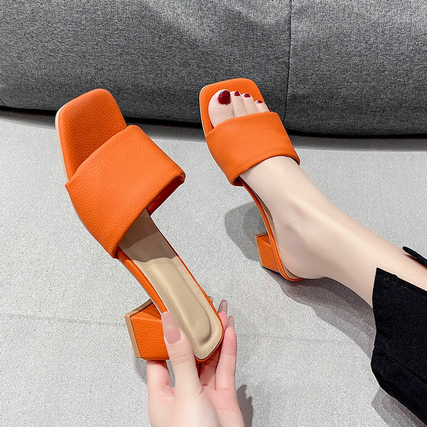 Γυναικείες παντόφλες Casual με χαμηλό τακούνι