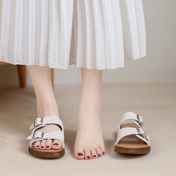 Ženske papuče od eko kože sa kopčama