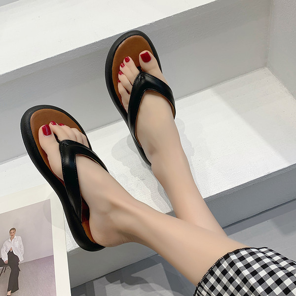 Ženske japanke od eko kože