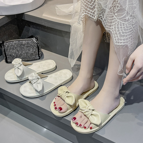 Novi model ženskih papuča sa ravnim đonom