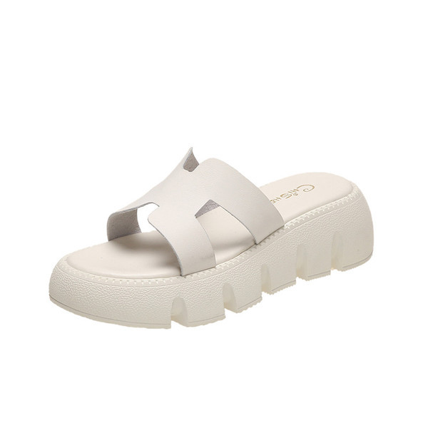 Elegantne ženske papuče od eko kože s grubim potplatom