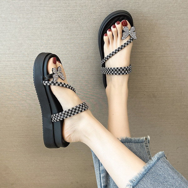 Ženske papuče sa 3D leptirom