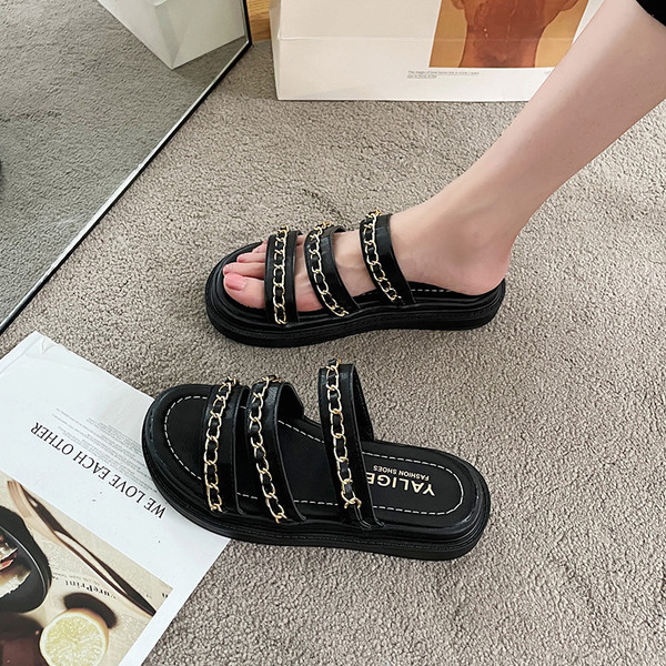 Casual ženske papuče s lancem - bijela i crna boja