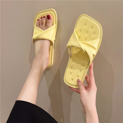 Casual γυναικείες παντόφλες με λουράκι από οικολογικό δέρμα