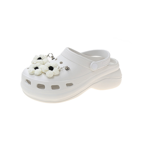 Gumeni kroksići s 3D cvjetovima