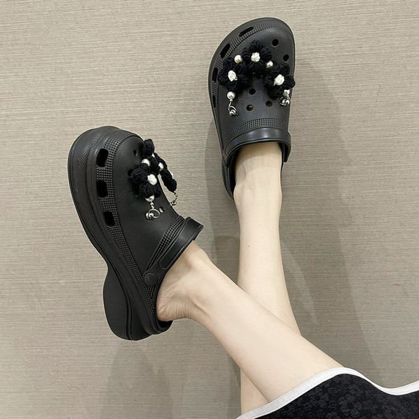 Gumeni kroksići s 3D cvjetovima