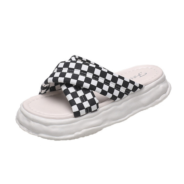 Γυναικείες καρό παντόφλες με ψηλή σόλα 4,5cm