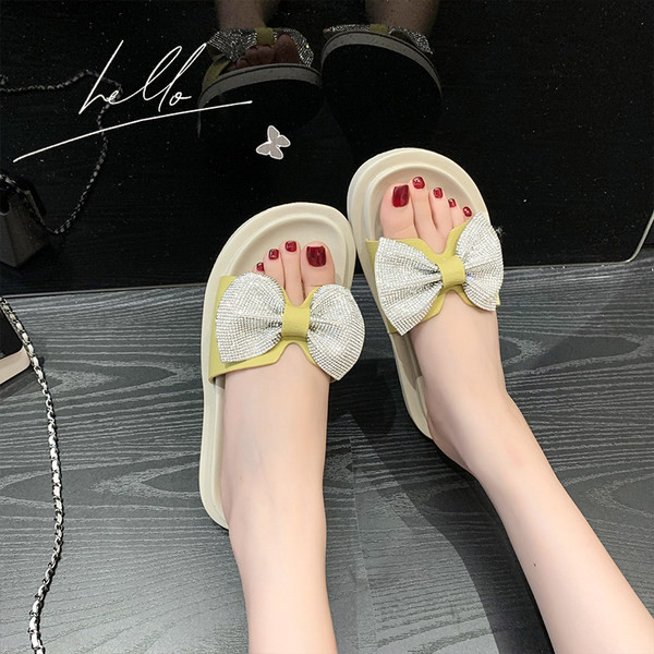 Γυναικείες casual παντόφλες με κορδέλα