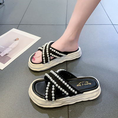 Γυναικείες casual παντόφλες με πέρλες