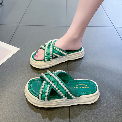 Γυναικείες casual παντόφλες με πέρλες