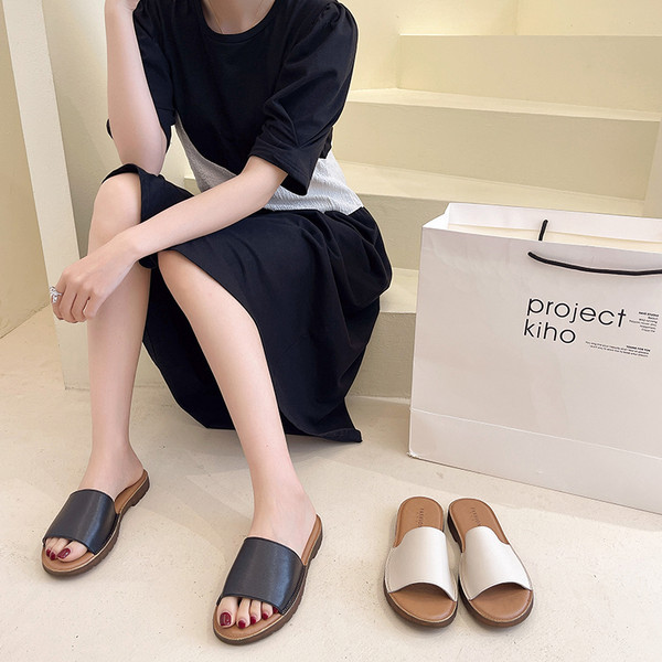 Ljetne ženske kožne papuče ravnog potplata