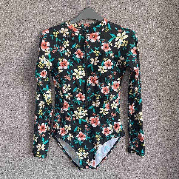 Ženski jednodijelni kupaći kostim s cvjetnim uzorkom i patentnim zatvaračem