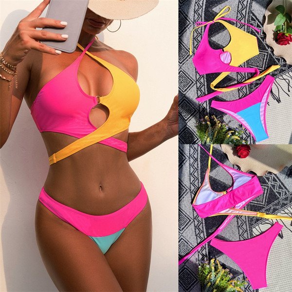 Dvodijelni kupaći kostim u boji s izrezima