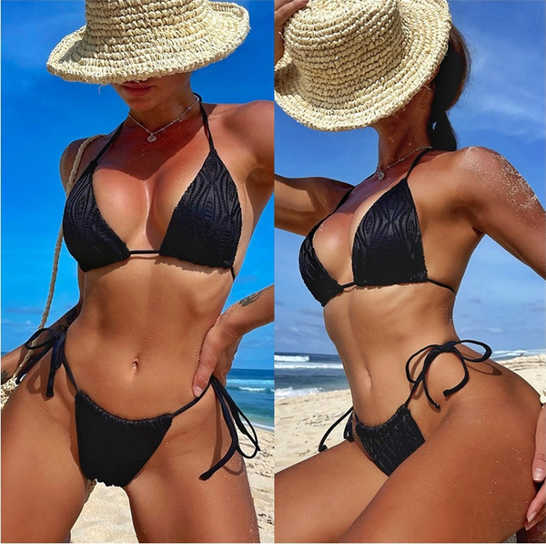 Naujo modelio moteriškas maudymosi kostiumėlis - aukšto kirpimo modelis