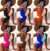 Ženski jednodijelni kupaći kostim visokog kroja