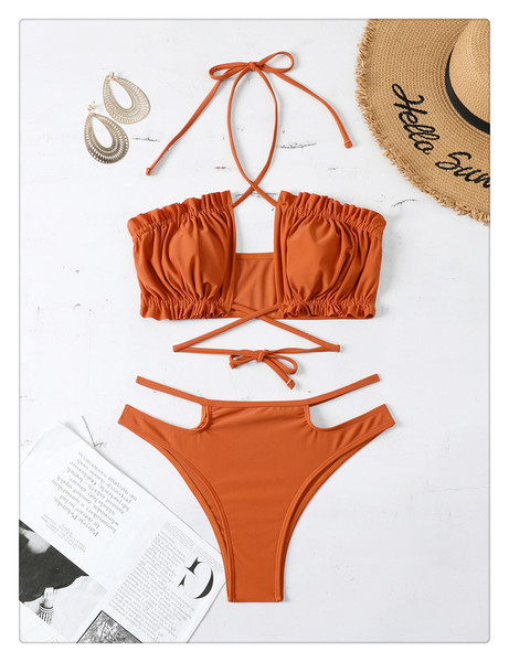 Moderan kupaći kostim sa nabranim efektom