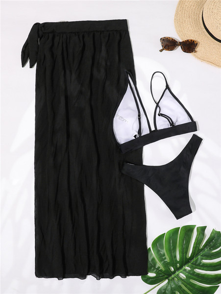 Novi model ženskog trodijelnog kupaćeg kostima - crne boje