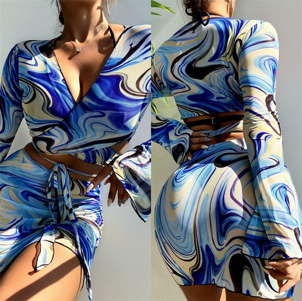 Γυναικείο μοντέρνο μαγιό σε τέσσερα μέρη