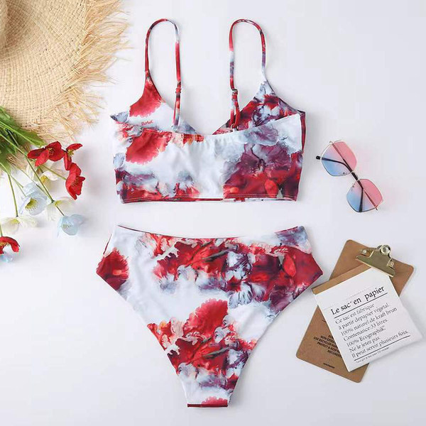 Ženski šareni dvodijelni kupaći kostim s tankim naramenicama