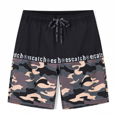 Ανδρικό σορτς παραλίας με πολύχρωμο σχέδιο