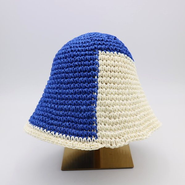 Ženska ribarska kapa