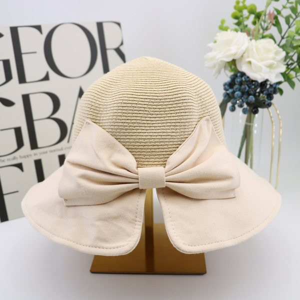 Γυναικείο καλοκαιρινό καπέλο με φαρδύ γείσο και κορδέλα