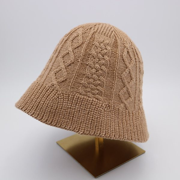 Pletena kapa ribarskog tipa