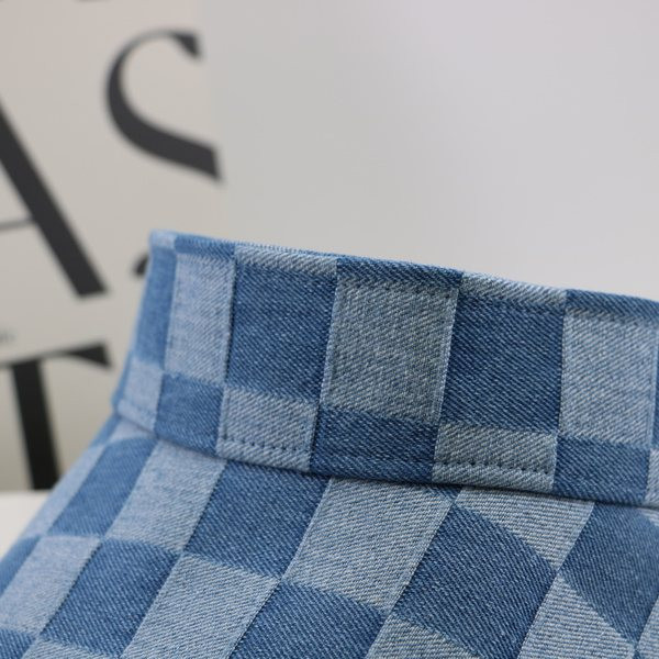 Ženski podesivi karirani šešir sa šiltom