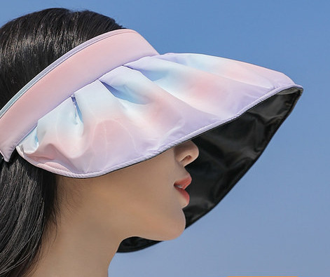 Ženski tekstilni vizir sa širokim obodom