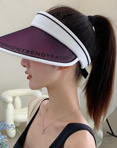 Γυναικείο καπέλο - με μεγάλο γείσο