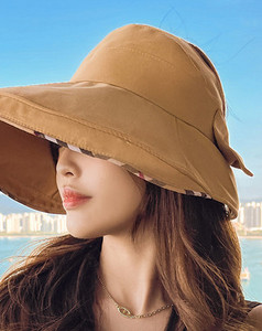 Γυναικείο καλοκαιρινό καπέλο με προστασία UV