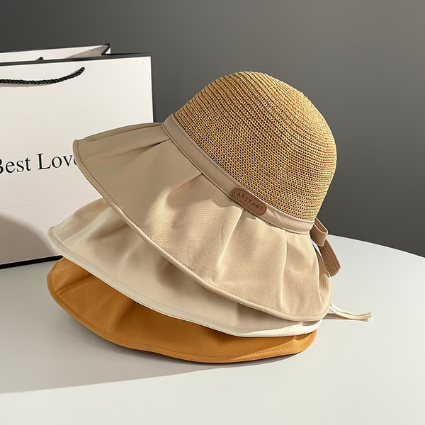 Novi model slamnatog šešira s tekstilnim šilterom i trakom