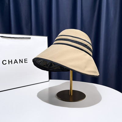 Γυναικείο καπέλο - με γείσο 