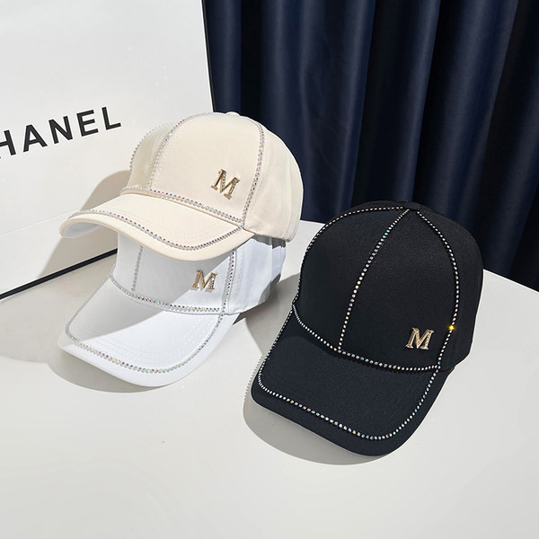 Γυναικείο καπέλο - με γείσο και πέτρες