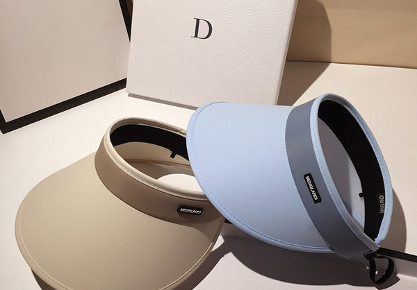 Ženska moderna podesiva kapa sa šiltom