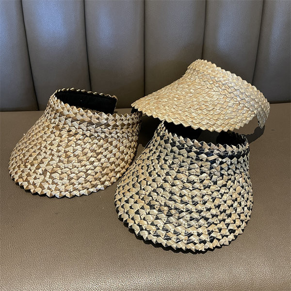 Καλοκαιρινό ψάθινο καπέλο με προστασία UV