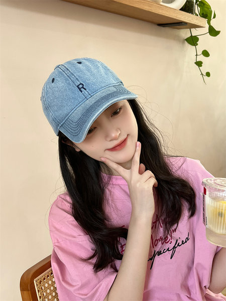 Ležerni ženski traper šešir