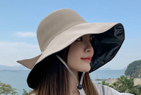 Γυναικείο καλοκαιρινό καπέλο με φαρδύ γείσο