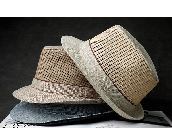 Мъжка шапка от дишаща материя с голяма периферия